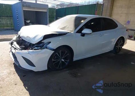 2018 Toyota Camry Se из США, поврежденный, VIN 4T1B11HK1JU672995